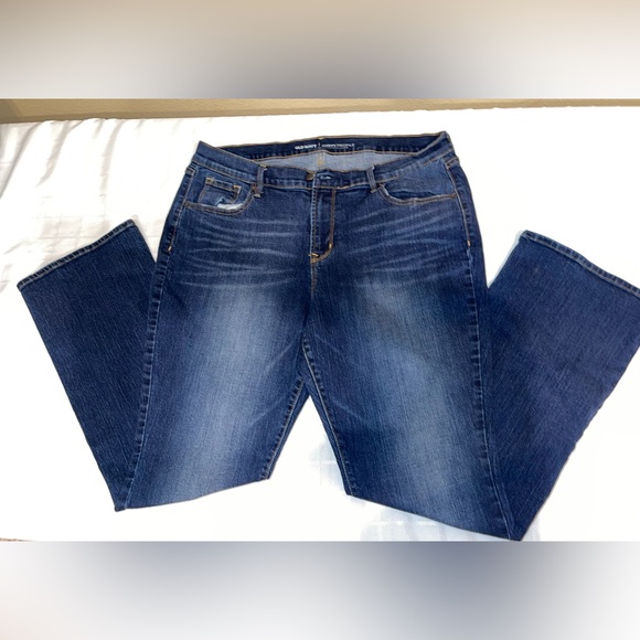 Old Navy Denim - Old Navy Curvy Jeans woman’s size 16 midrise